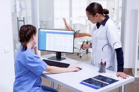 A Guide To Smart Clinic Management: How AI is Enhancing Patient Care