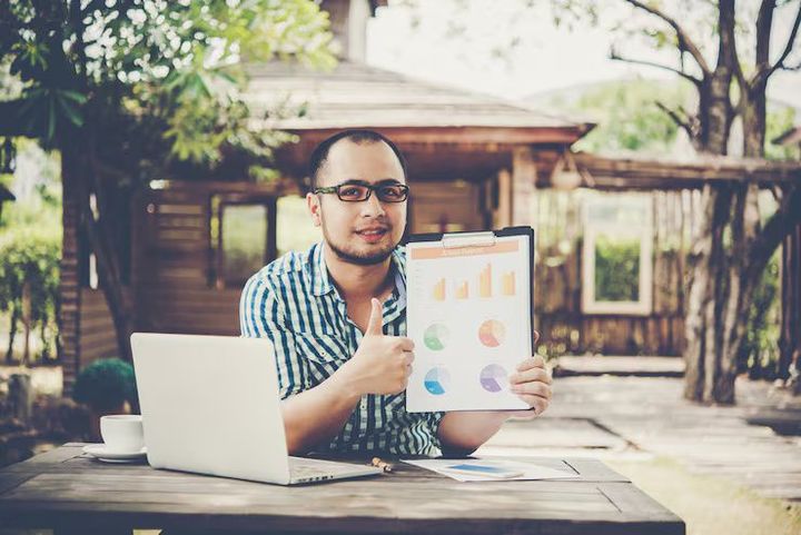 How Small Businesses Can Leverage Digital Marketing: A Complete Guide with Insights and Tips